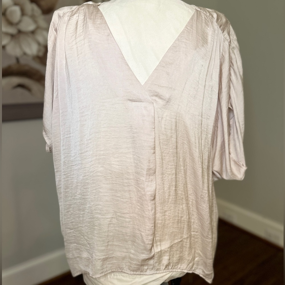 Glam dusty pick sateen flowey top
